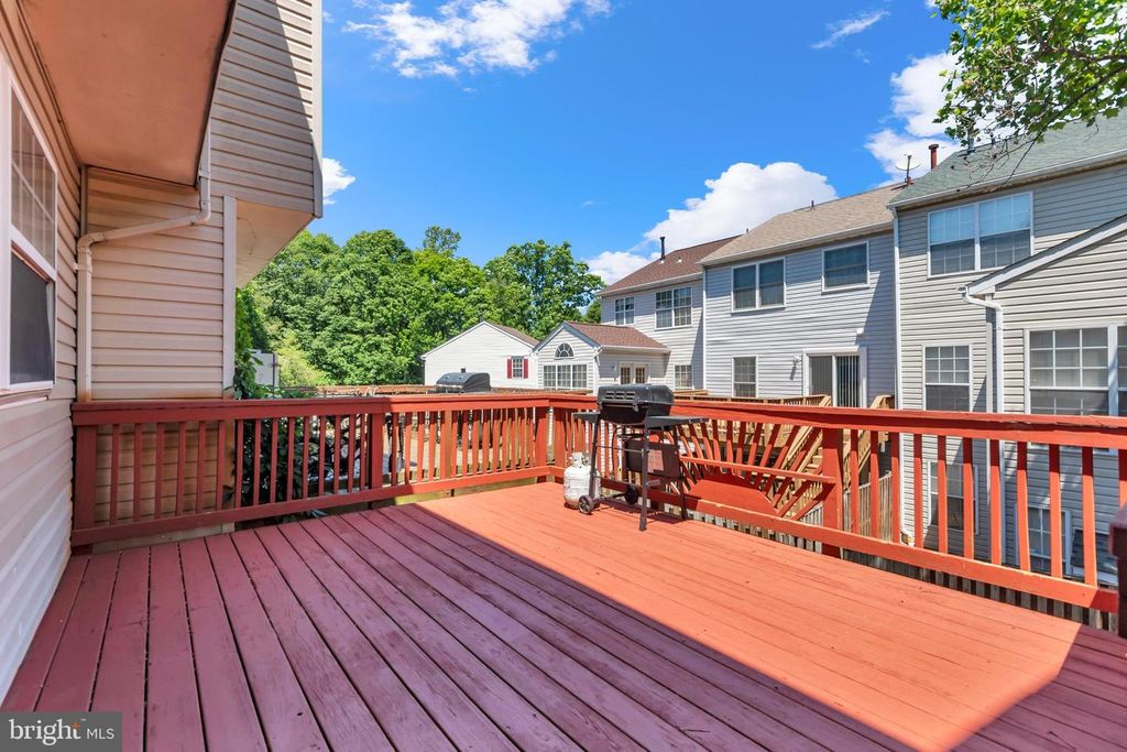 Image 33 of property listing at 12217 SWEETWOOD PL, Waldorf, MD 20602