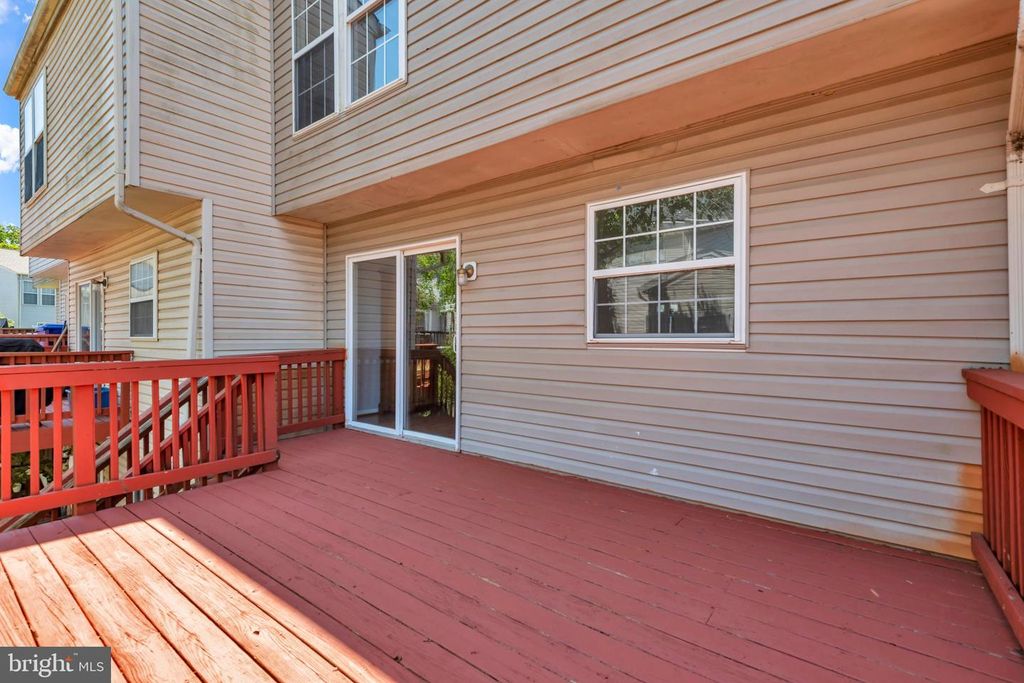 Image 35 of property listing at 12217 SWEETWOOD PL, Waldorf, MD 20602