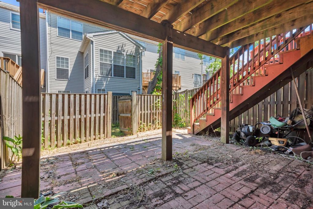 Image 37 of property listing at 12217 SWEETWOOD PL, Waldorf, MD 20602