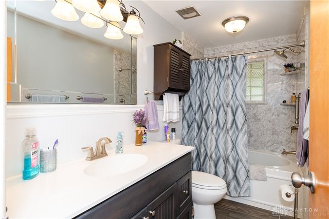 5049 W Enon Road, Fairborn, OH 45324