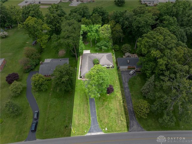 5049 W Enon Road, Fairborn, OH 45324