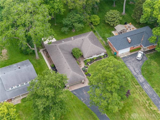 5049 W Enon Road, Fairborn, OH 45324