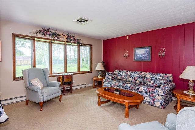 5049 W Enon Road, Fairborn, OH 45324