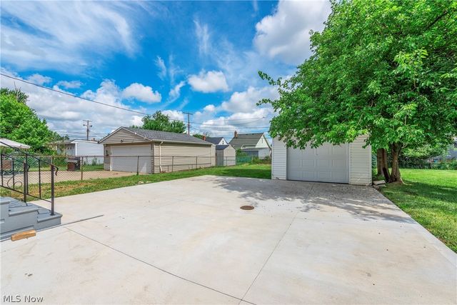 3018 Russell Avenue, Parma, OH 44134