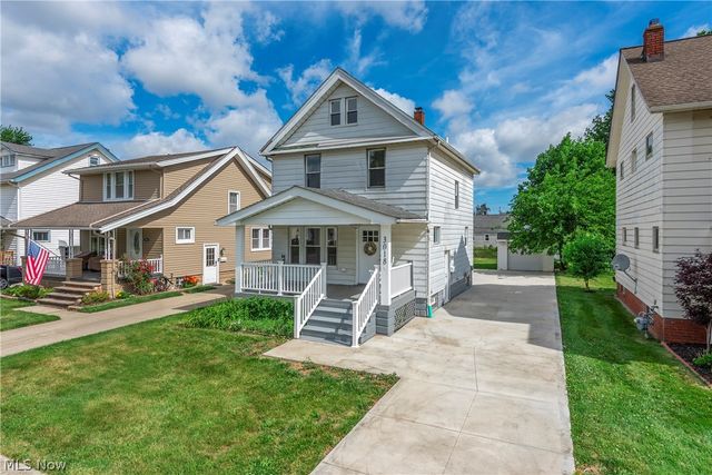 3018 Russell Avenue, Parma, OH 44134