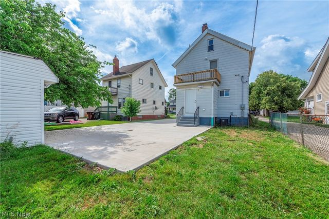 3018 Russell Avenue, Parma, OH 44134