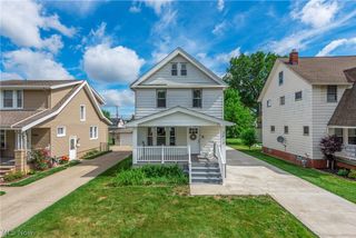 3018 Russell Avenue, Parma, OH 44134