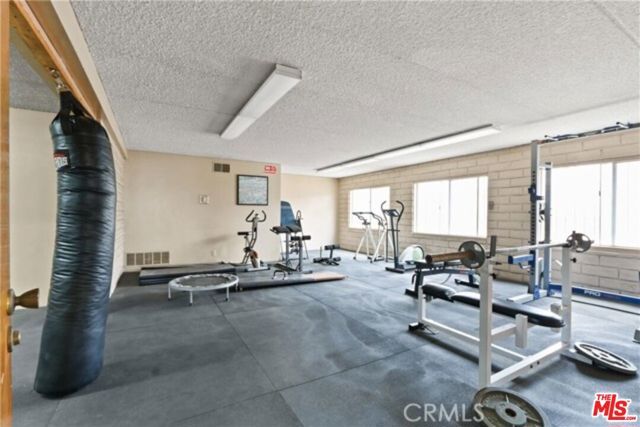 2501 W Redondo Beach Boulevard 242, Gardena, CA 90249