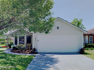 1689 ASHWOOD Circle, Middleburg, FL 32068