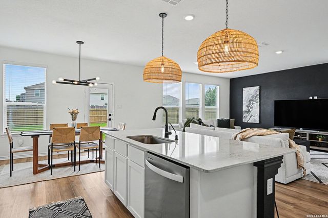 337 Dakota Crk, New Braunfels, TX 78130