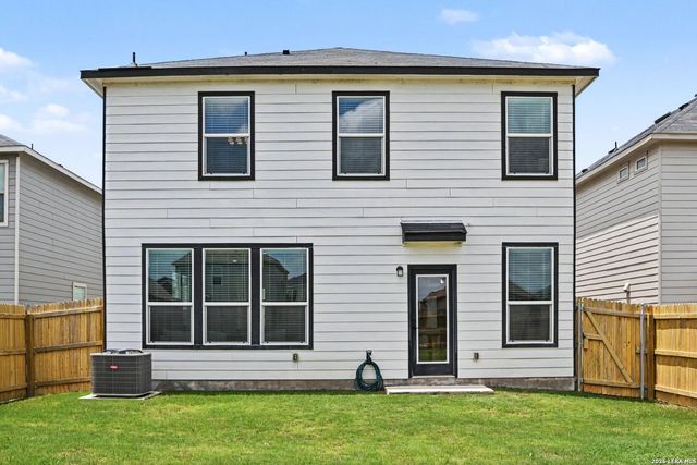 337 Dakota Crk, New Braunfels, TX 78130