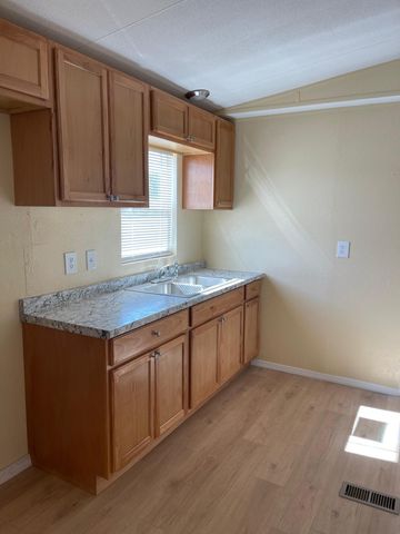 78 James Street, Belen, NM 87002