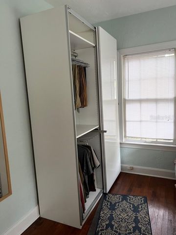 1118 NW 10TH AVENUE, Gainesville, FL 32601