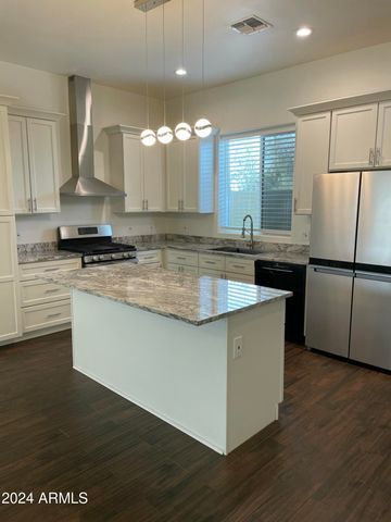 1941 W Lawrence Road Apt B, Phoenix, AZ 85015