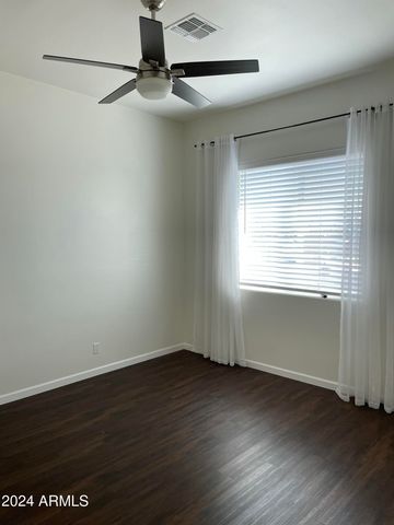 1941 W Lawrence Road Apt B, Phoenix, AZ 85015
