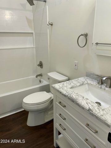1941 W Lawrence Road Apt B, Phoenix, AZ 85015