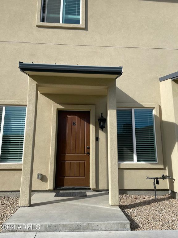 1941 W Lawrence Road Apt B, Phoenix, AZ 85015