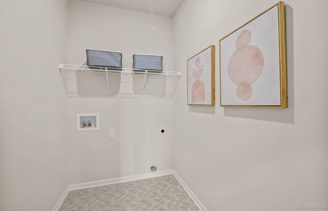 42791 Arbor Drive, Clinton Charter Township, MI 48038