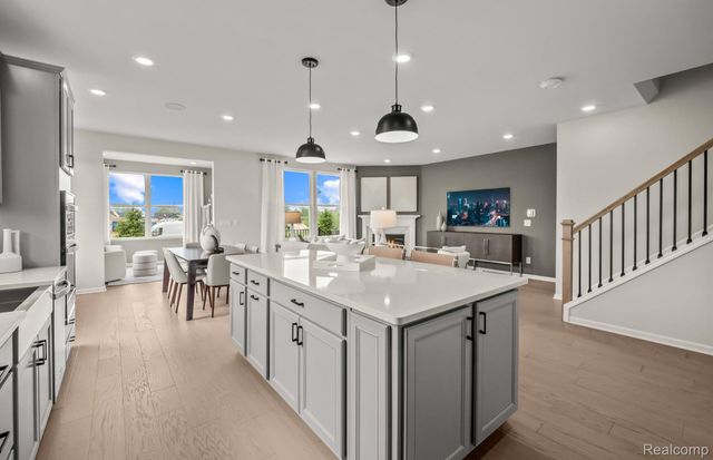 42791 Arbor Drive, Clinton Charter Township, MI 48038