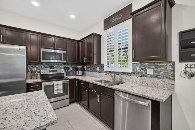 6026 Night Heron Court, Greenacres, FL 33415