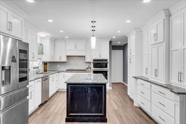 108 Belmar Cir, Manchester, TN 37355