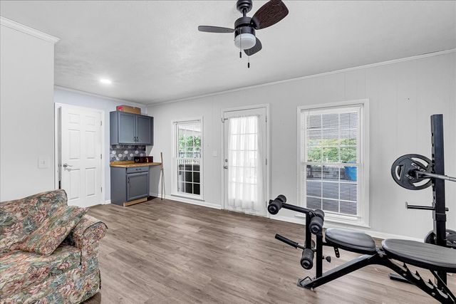 108 Belmar Cir, Manchester, TN 37355