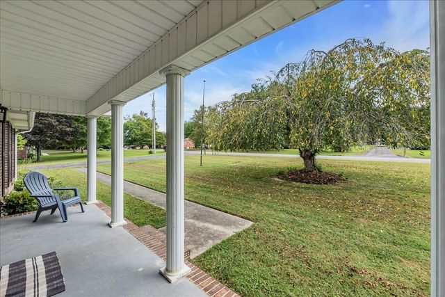 108 Belmar Cir, Manchester, TN 37355