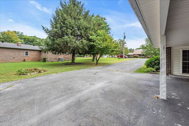 108 Belmar Cir, Manchester, TN 37355