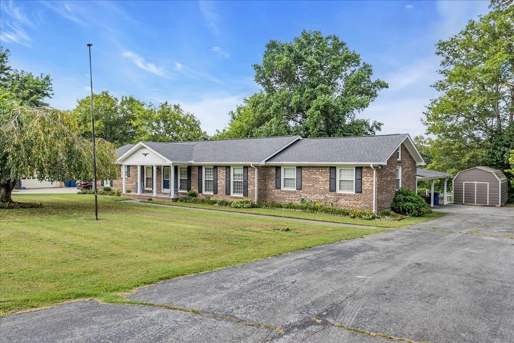 108 Belmar Cir, Manchester, TN 37355