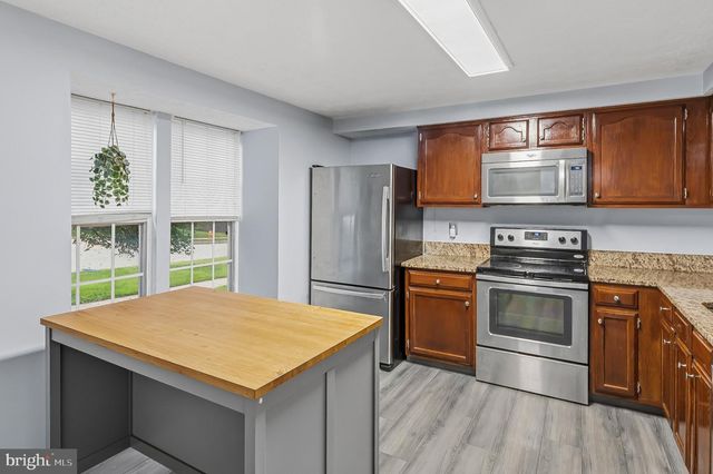 9568 DONNAN CASTLE CT, Laurel, MD 20723