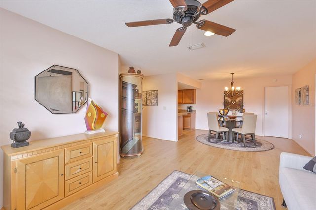 2001 HEATHFIELD CIRCLE 239, Sun City Center, FL 33573