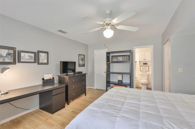 2001 HEATHFIELD CIRCLE 239, Sun City Center, FL 33573