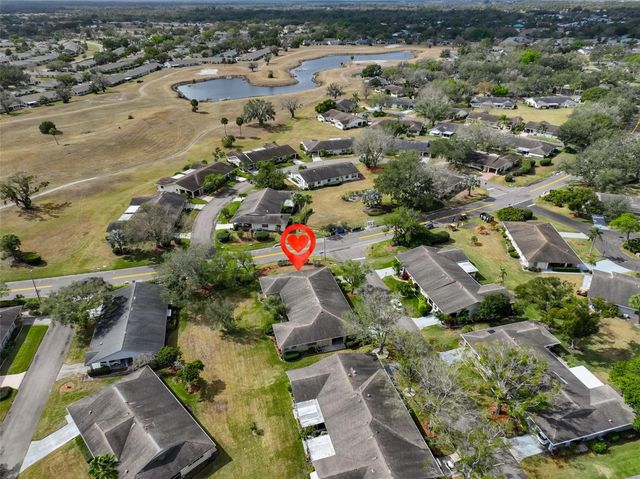 2001 HEATHFIELD CIRCLE 239, Sun City Center, FL 33573