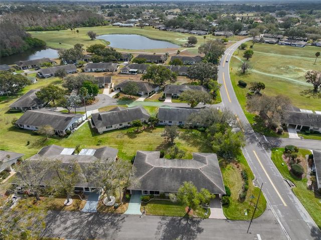 2001 HEATHFIELD CIRCLE 239, Sun City Center, FL 33573