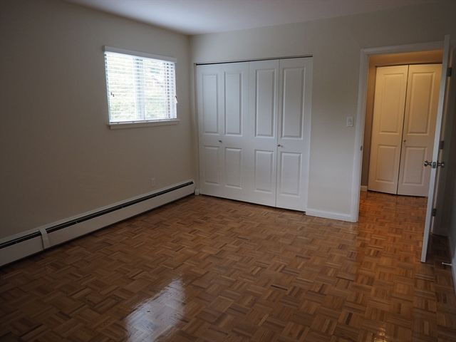 10 Longwood Dr 10, Andover, MA 01810