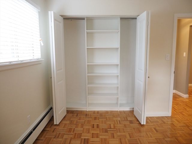 10 Longwood Dr 10, Andover, MA 01810