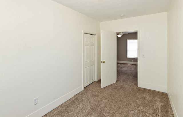 911 Leland Avenue, Des Moines, IA 50315