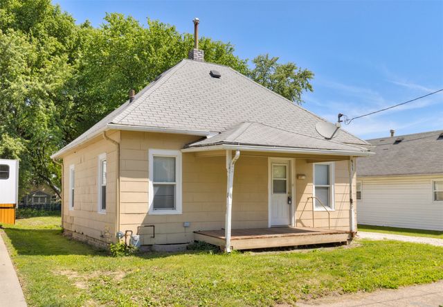 911 Leland Avenue, Des Moines, IA 50315