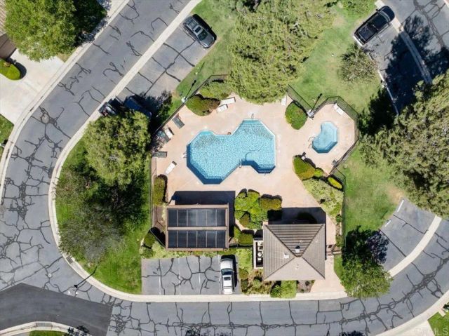 4233 Los Padres Drive 206, Fallbrook, CA 92028