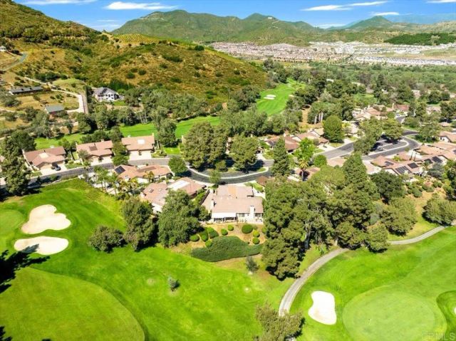 4233 Los Padres Drive 206, Fallbrook, CA 92028