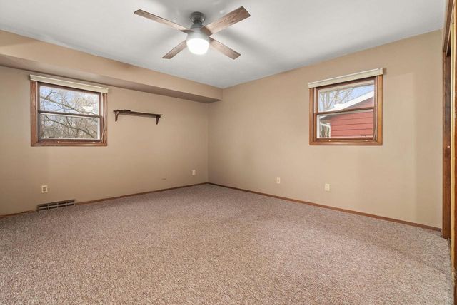 928 Columbia Drive, Janesville, WI 53546