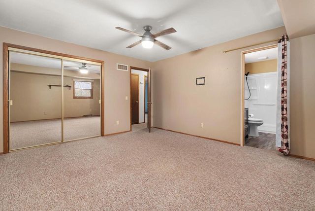 928 Columbia Drive, Janesville, WI 53546