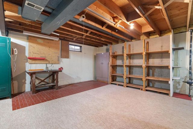 928 Columbia Drive, Janesville, WI 53546