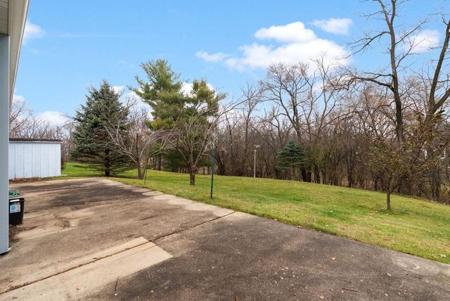 928 Columbia Drive, Janesville, WI 53546