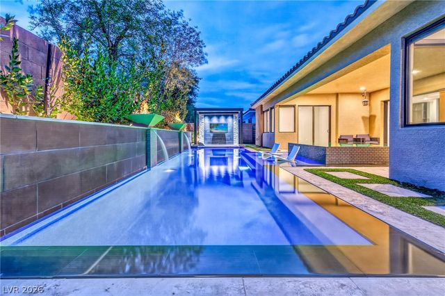 43 Garibaldi Way, Henderson, NV 89011