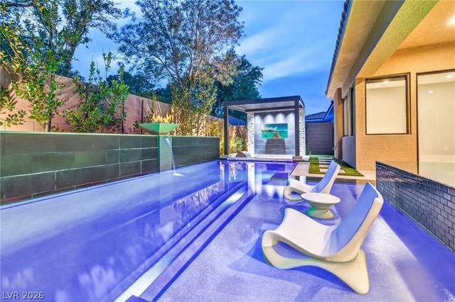 43 Garibaldi Way, Henderson, NV 89011