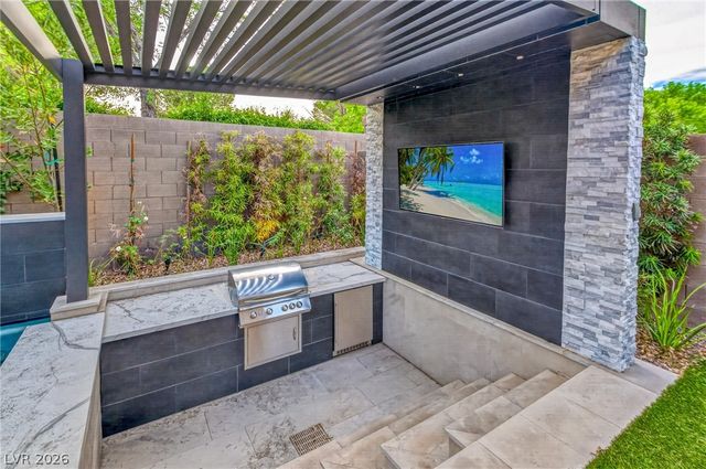 43 Garibaldi Way, Henderson, NV 89011