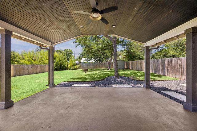 5304 Basswood LN, Austin, TX 78723