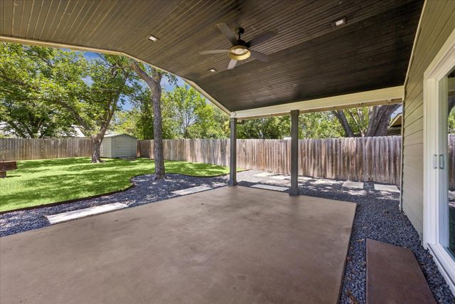 5304 Basswood LN, Austin, TX 78723