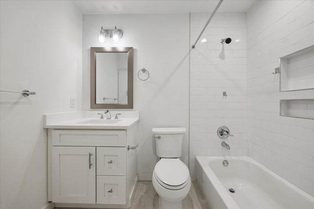 5304 Basswood LN, Austin, TX 78723